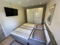 With sauna and fireplace Отели в г. Рейнбёллен