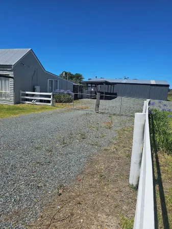 Farm cottage in 2.3 acres. Fully renovated for your comfort.