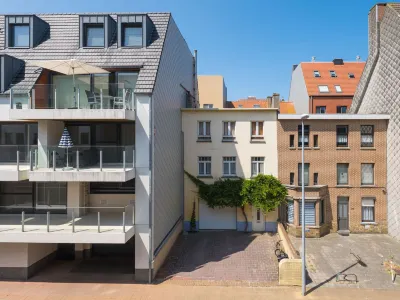 Chic Flat with Bunk Beds Hotels near Kustpark Strand Westende