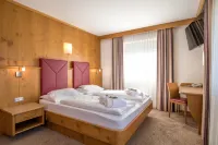 Garni Hotel Bel Vert - balcony