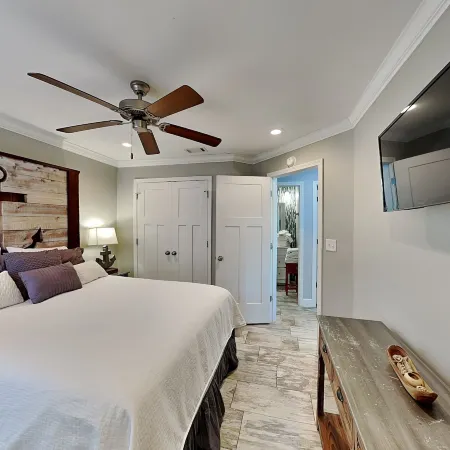 Paradise Isle #15A by Southern Vacation Rentals