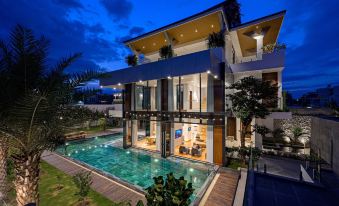Glamorous Getaway Villa in Bien Hoa
