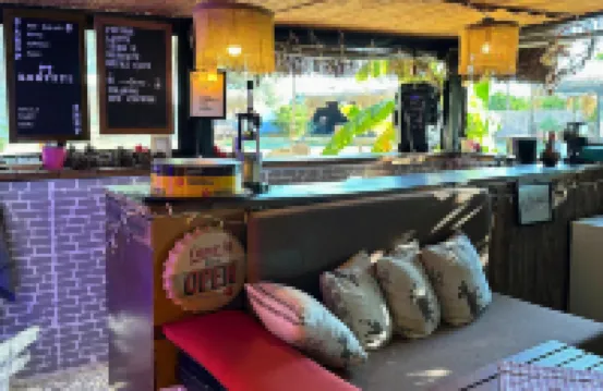 莫娜豪華露營大篷車套房