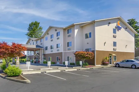 Comfort Inn Auburn - Seattle Отели рядом с достопримечательностью «Соос Крик Ботаникал Гарден & Херитедж Сентер»
