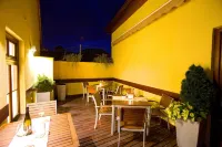 Hotel Lahofer Hotels in Chvalovice