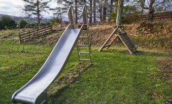 Linnhe Lochside Holidays