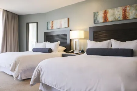 Hotel Coral & Marina