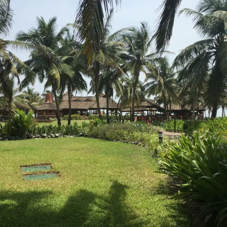 La Palm Royal Beach Hotel