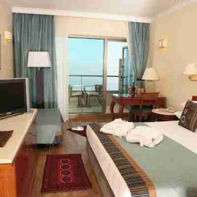 Crowne Plaza Haifa by IHG Rooms