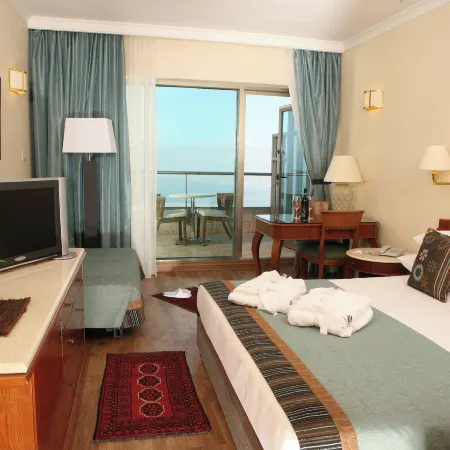 Crowne Plaza Haifa by IHG
