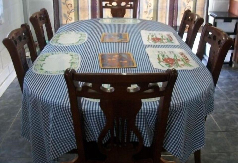 그린 로지 홀리데이 홈 이미지