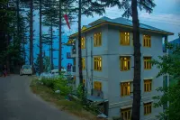 Hotel Seetal Hotels near Shree Badri Vishal Ji Temple, Kamroo