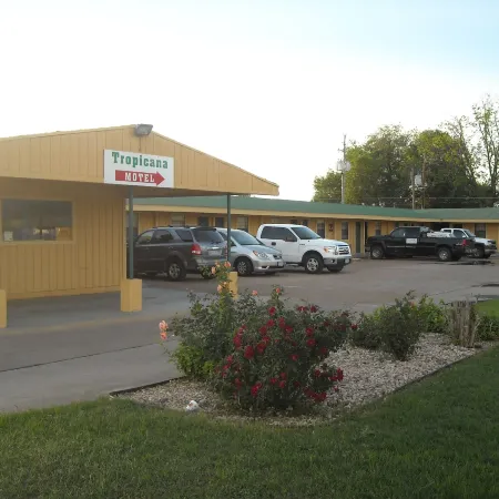Tropicana Motel Bastrop