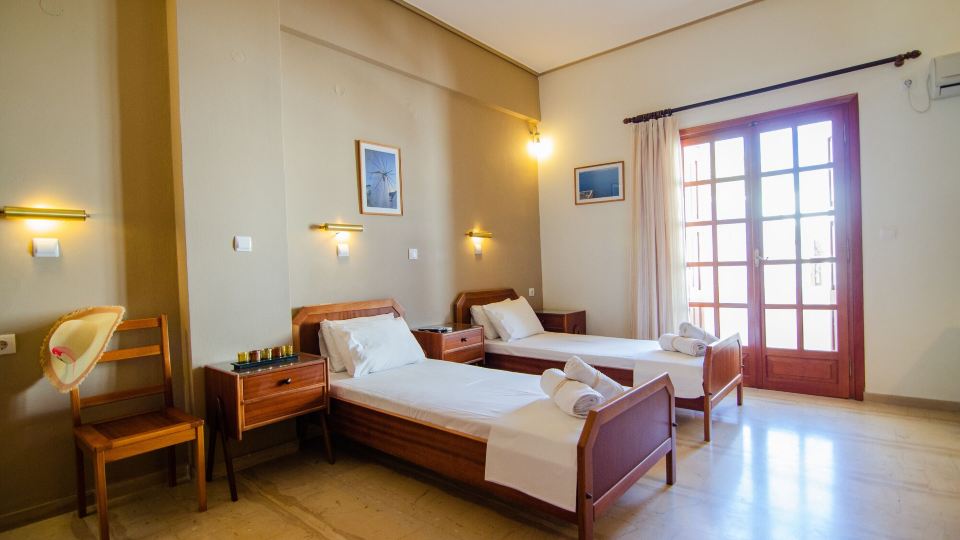 Almira Inn