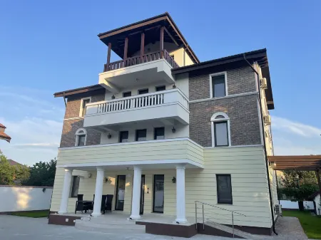 Iarca Inn Отели рядом с Аэропорт Райан-Филд