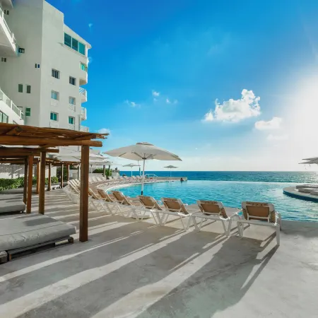 Cyan Cancun Resort & Spa