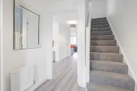 Modern 5 Bedroom 3 Bath Hse Aylesbury