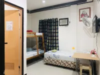 Lolo Bob's Bed and Breakfast