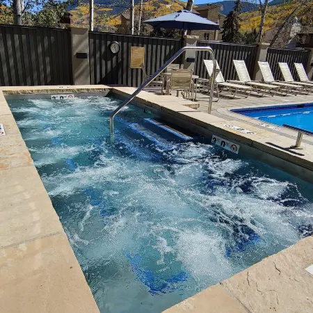 Westwind 205 3Bd 3BA Diamond Condo in Lionshead Village