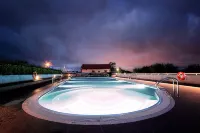 Wecamp San Sebastián - piscina