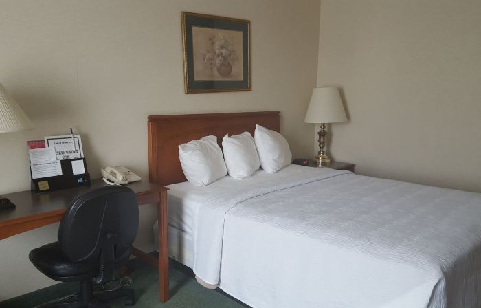 Gold Vault Inn