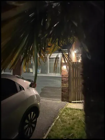 Man Studio - StereoShower FreeParking 5Min-Metro Отели в г. Уайтеншо