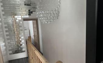 House - Sleeps 6 - Garden - Seaside - Pet Friendly