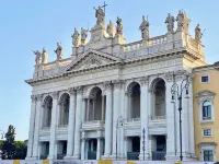 多穆斯羅曼納家庭旅館