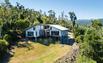 Mandalay Escape Serenity and Pool