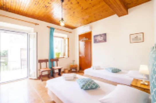 Old Barber Shop by Konnect, 1,2km from Dassia Beach