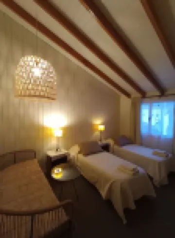 Los Calafates Hotel Hotels near Museo Marítimo y del Presidio de Ushuaia