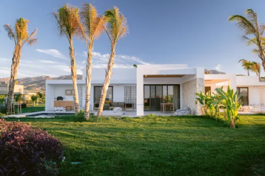 Taf Beach Villas & Tesla Y