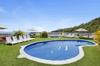 The Hill Apartments Currumbin Beach Hotels in Palm Beach
