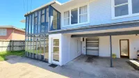 Lovely 2 - Bedroom Unit with Free Parking Hotels in Hillsborough