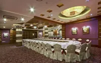 Gargee Grand Patna Hotels in Patna