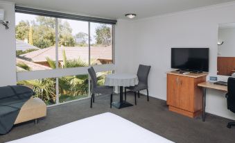 Best Western Chaffey International Motor Inn