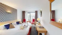 Sun Riviera Hotel - พร้อมระเบียง