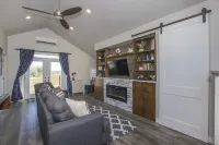 The Bird House of Frederick with Open Space & Lake Views!