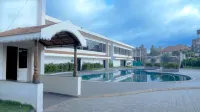 Hotel Mayura Presidency - Pools