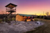 Stunning Views! Tower & HotTub