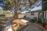 Right At Home-Old Midland Living with massive yard