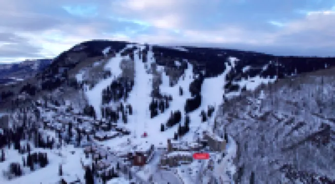 Rooftop Hot Tub and Heated Outdoor Pool - Inviting Mountain Retreat