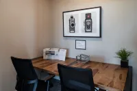 Charming Hideaway with Expansive Backyard - Serene Family Retreat Hotel a Oak Creek