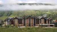 Heated Indoor Pool, Spa, and Stunning Views - Elegant Mountain Retreat