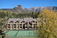 Cozy Condo with Amazing Views and Loft Spaces - Stunning Mountain Escape