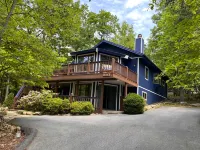 Charming Getaway with Wrap-Around Decks - Cozy Retreat in Nature