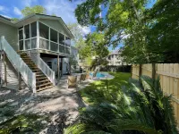 Tranquil Oasis with Swimming Pool - Elegant Family Retreat Hotels near Middleton Place Equestrian Center