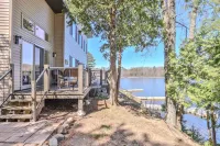 Shoreview Sunset Cottage