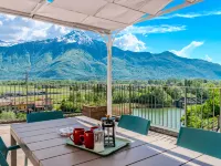 Flat 1 Hotels in Sorico
