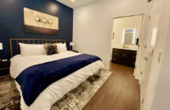 Chic Modern Nashville Condo * Pool, Patio, Parking